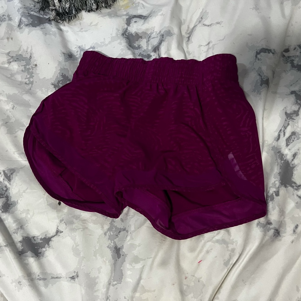 4 Inch Inseam. Athleta Mesh Racer Short. Excellent Condition